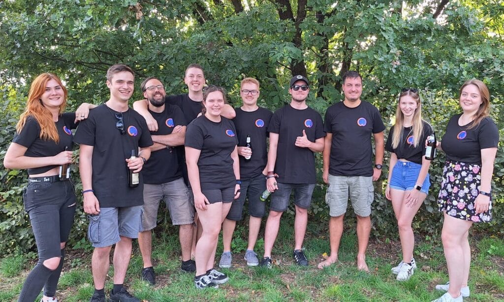 Gruppenfoto der Mitglieder des Rausch beim BIER-WE 2025